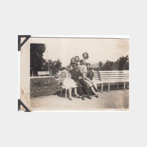 1943 Ankara Hacettepesi Parkı Aile Konulu Fotoğraf